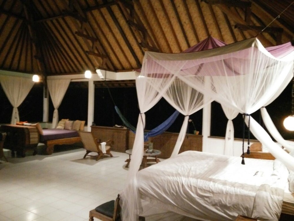 night-gardenia-house